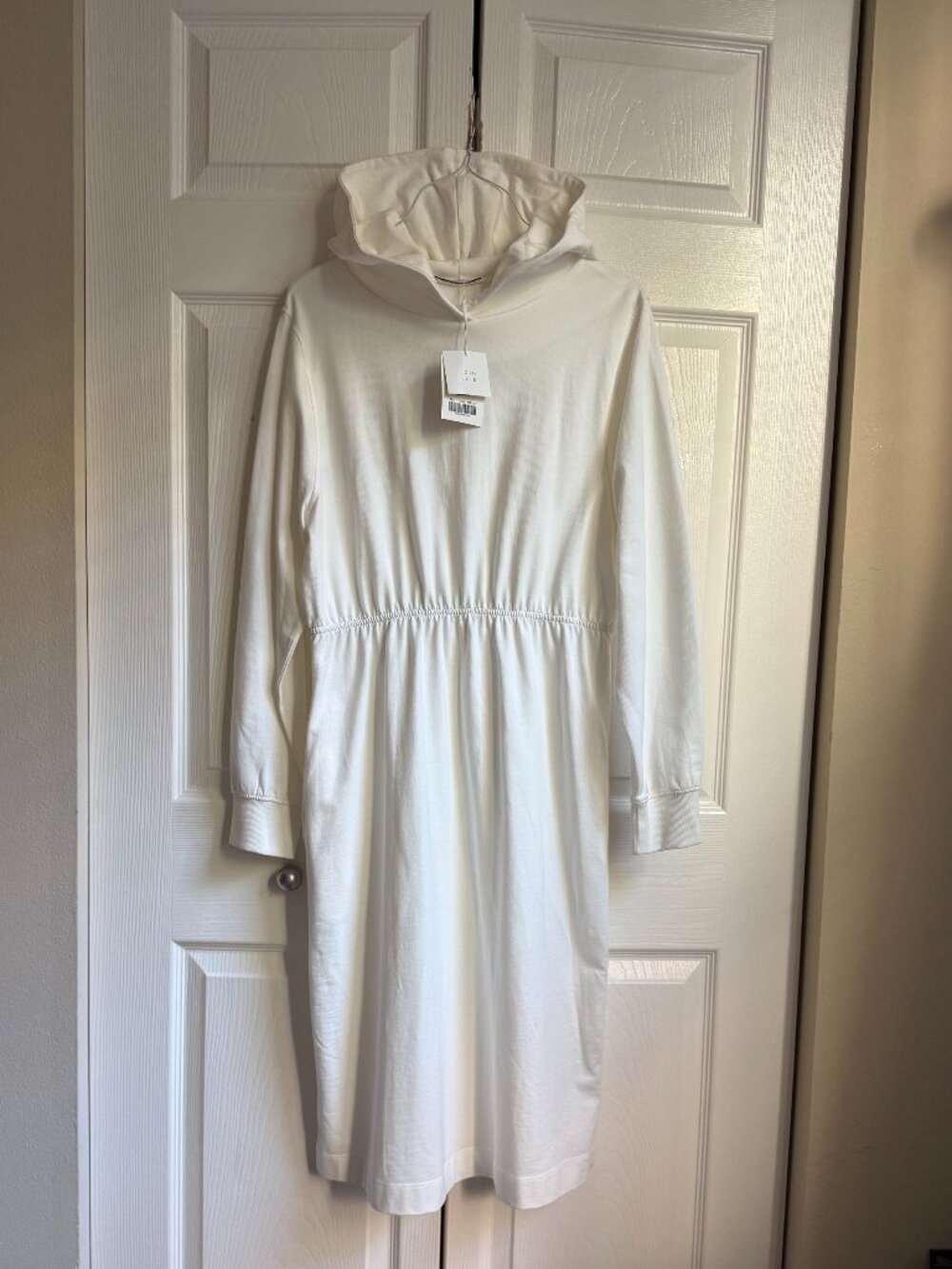 Hooded off-white dress